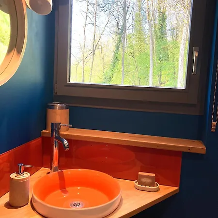 Guest house D'hote Dans Les Bois