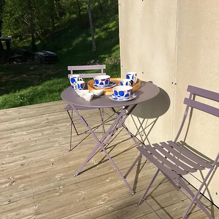 D'hote Dans Les Bois